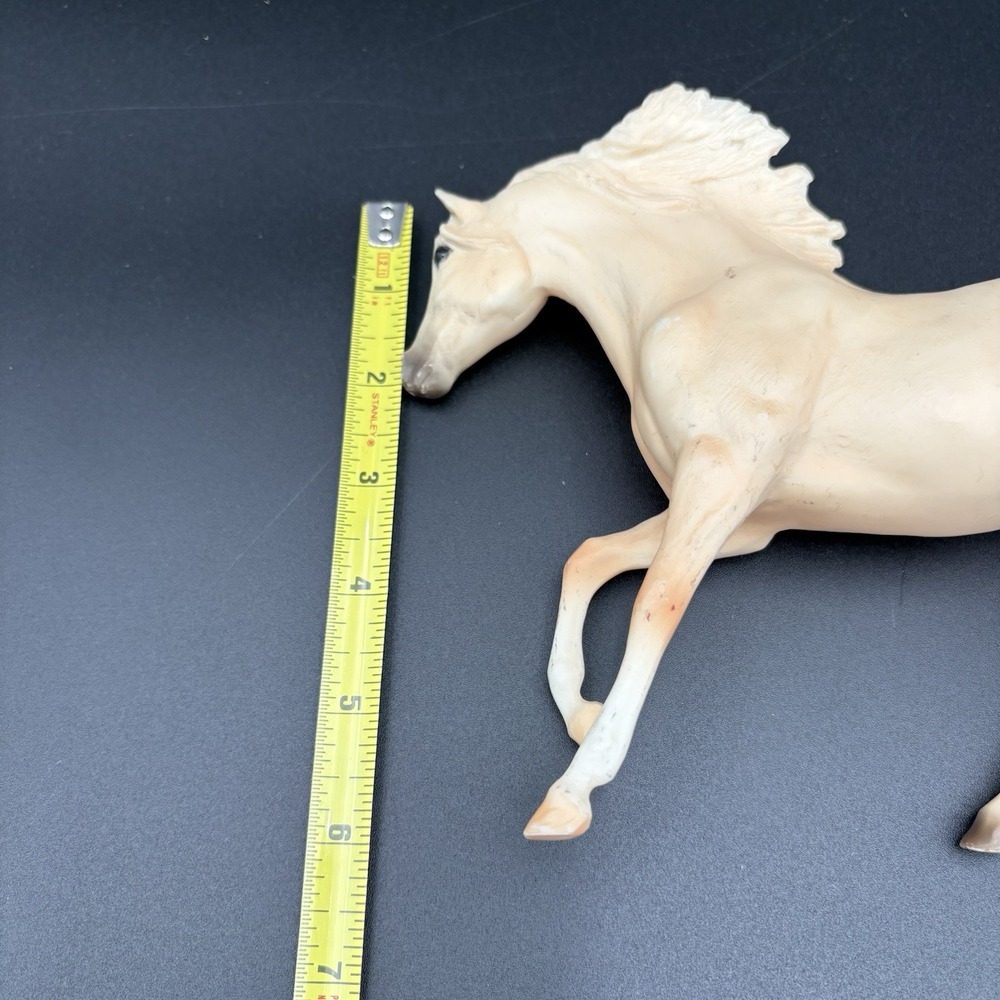 Breyer Classic Cloud's Legacy Cremello Andalusian Stallion Horse 1225 Retired - Picture 8 of 10